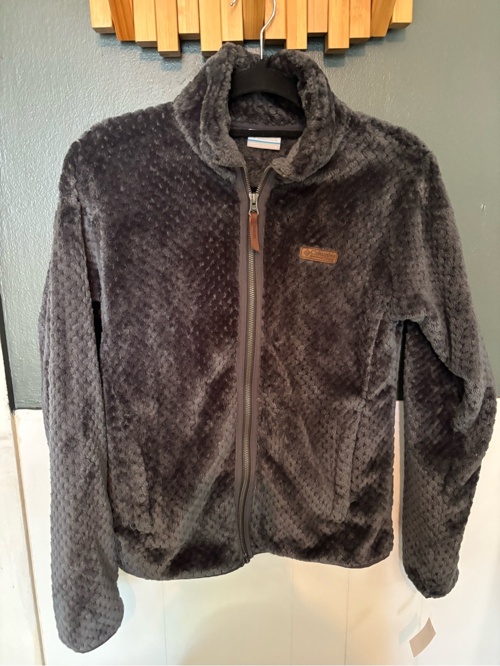 Plush Full-Zip Teddy Jacket in Charcoal Gray